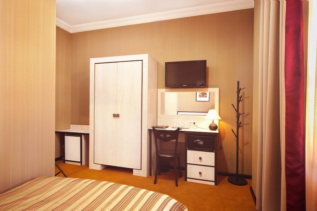 科帕拉里克酒店 第比利斯 客房 照片